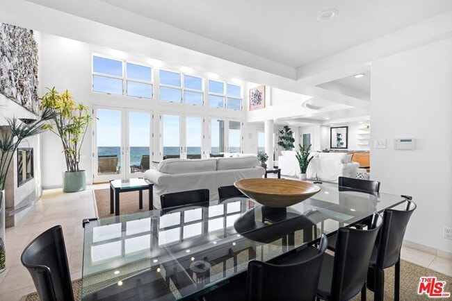 Building Photo - 24456 Malibu Rd