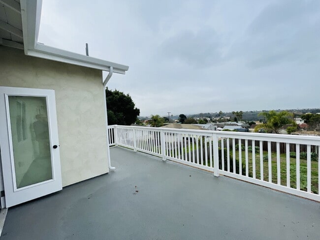 Building Photo - Spacious 3-Bed, 2-Bath Home on Thomson Court