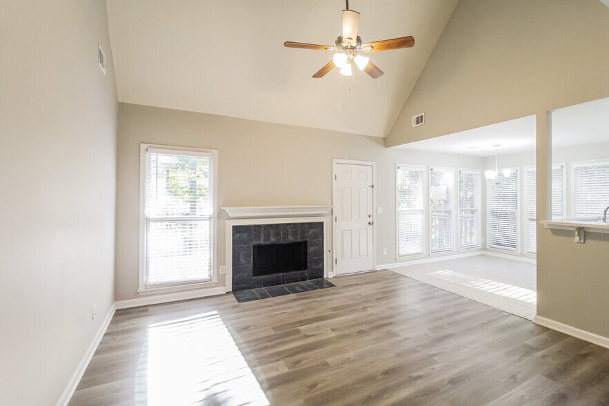 Building Photo - 3539 Fairgreen Ct