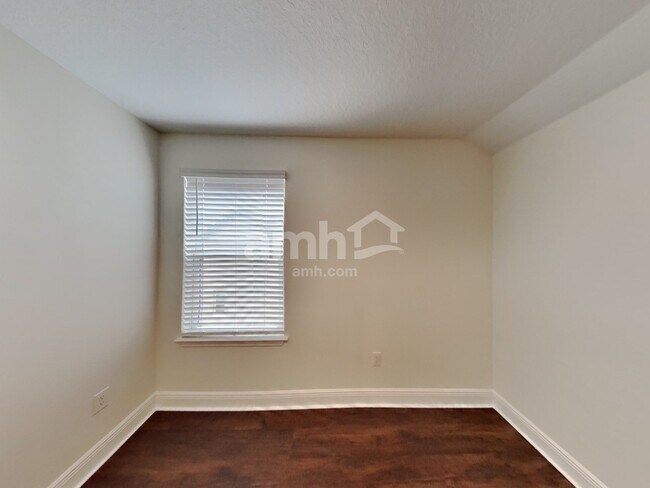 Building Photo - 6301 Emerald Hls Wy