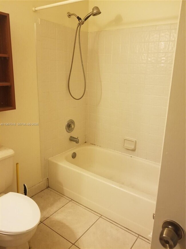 Building Photo - 11450 NW 43rd St