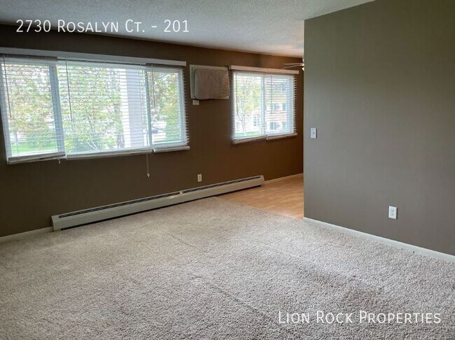Building Photo - Cozy Two-Bedroom Condo in New Hope for $13...