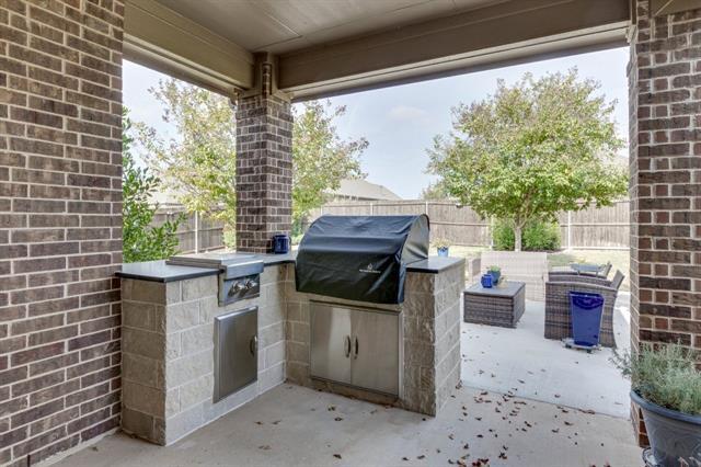 Building Photo - 3022 Maverick Dr