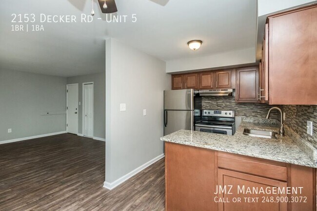 Building Photo - 2153 Decker Rd