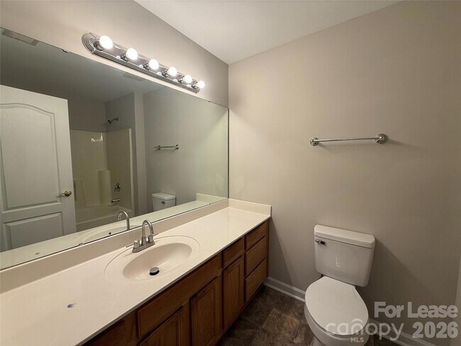 Building Photo - 7333 Michaels Landing Dr