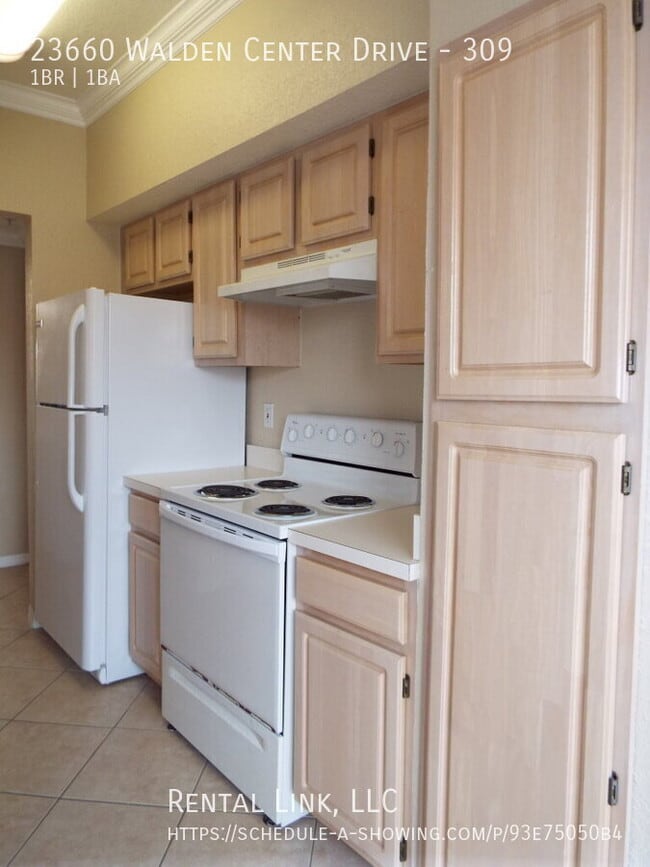 Building Photo - 23660 Walden Center Dr