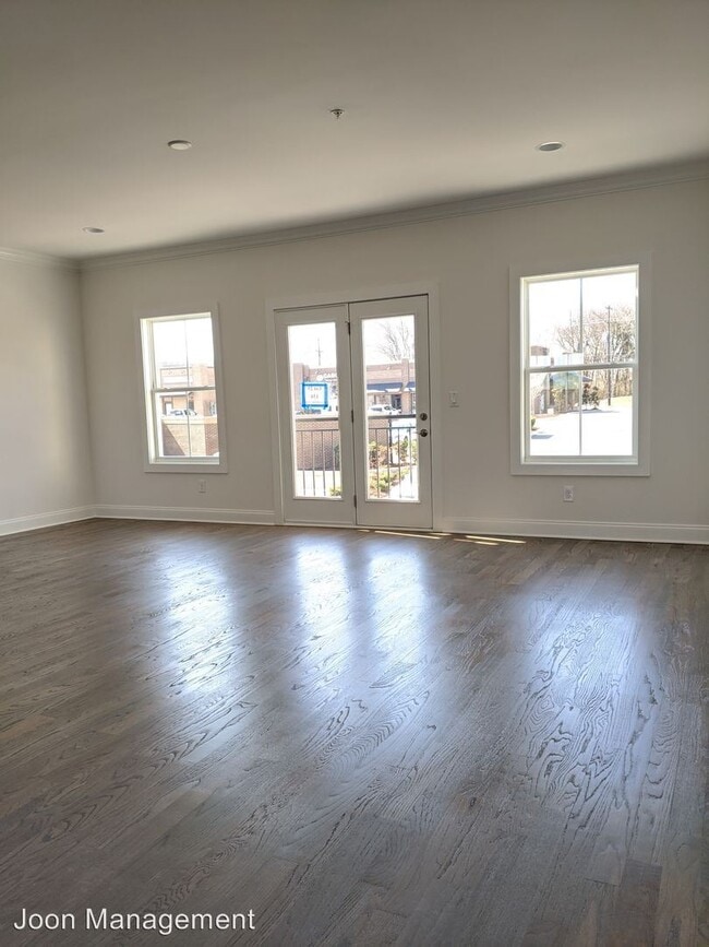 Building Photo - 122 Greenbrook North Way