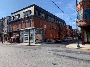 Building Photo - 275 Herr St