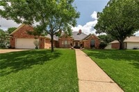 Building Photo - 2905 Aztec Ct