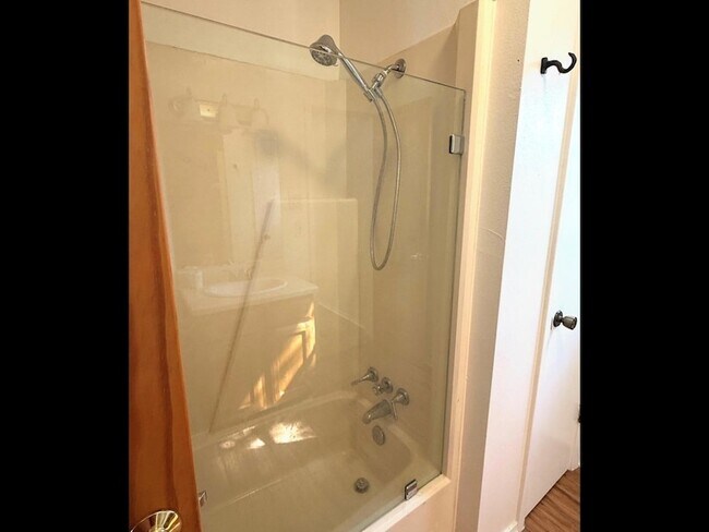 Building Photo - 15205 Cavalier Canyon Dr