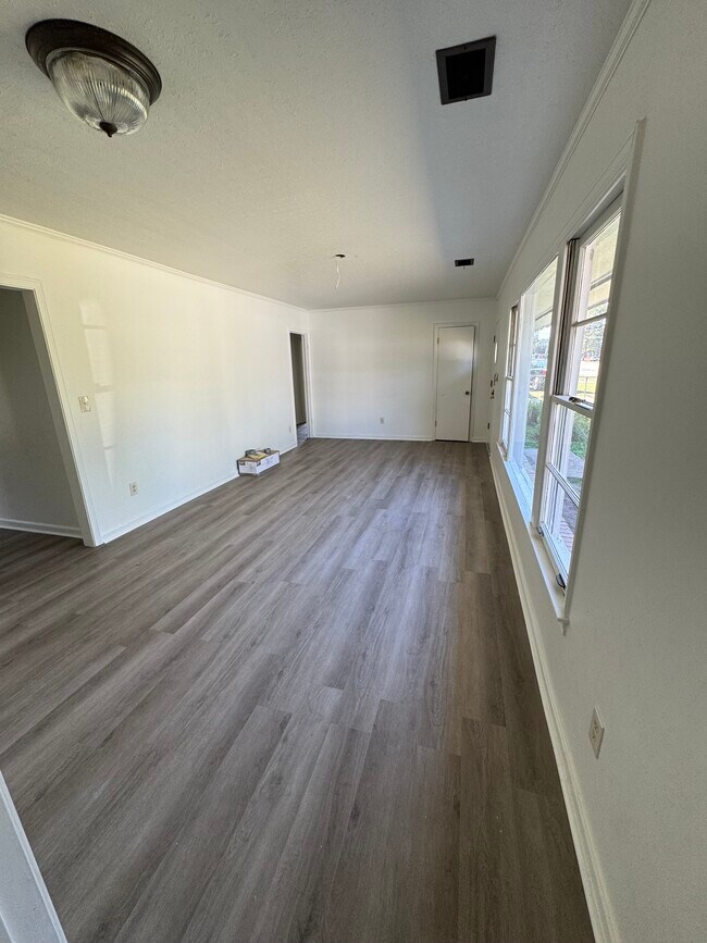 Building Photo - 1276 Denton Rd