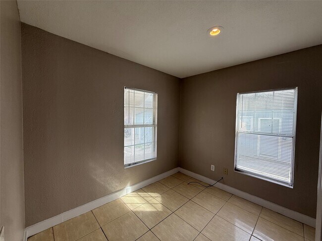 Building Photo - 7314 Navigation Blvd