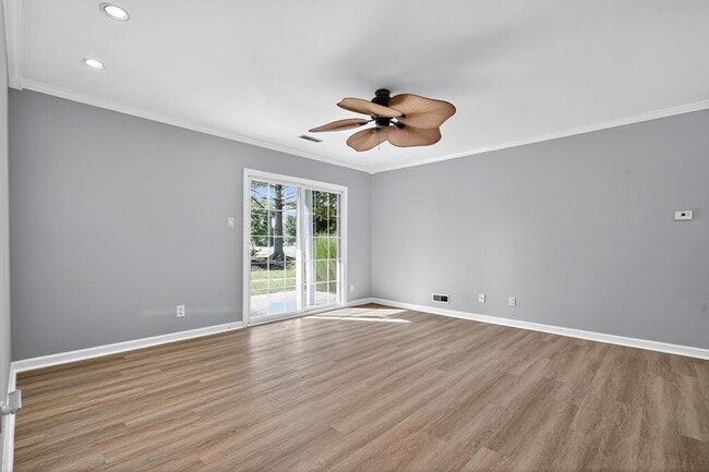 Building Photo - 803 Aberdeen Ln