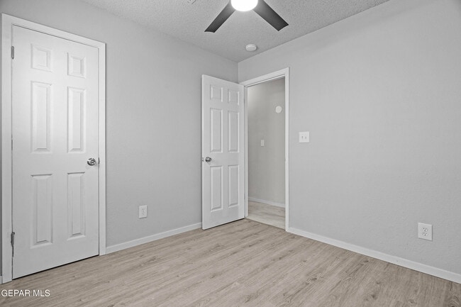Building Photo - 10720 Chert St