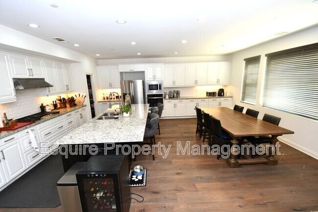 Building Photo - 505 Elm Cottage Ct