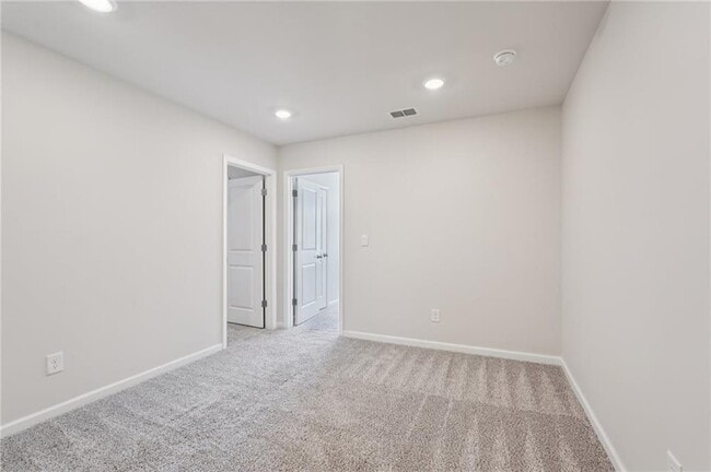 Building Photo - 234 Timberland Ave