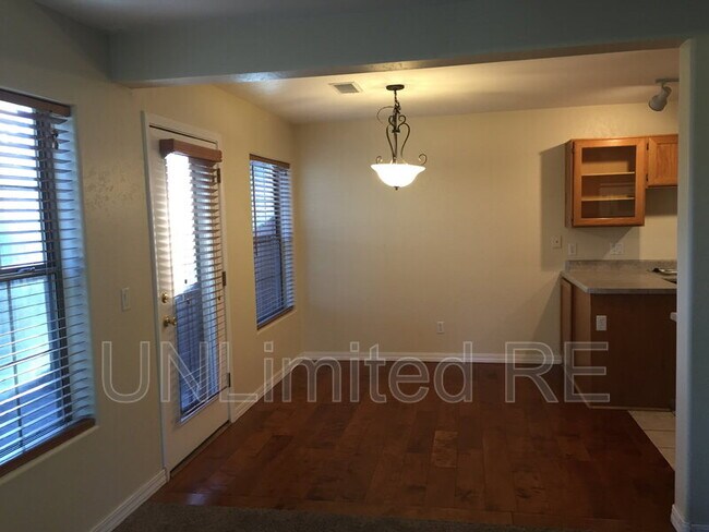 Building Photo - 1753 W Legend Trail