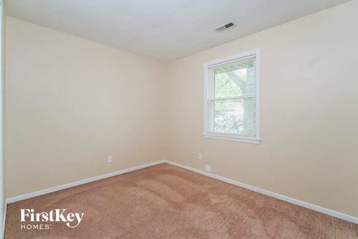 Building Photo - 5373 Padre Ln
