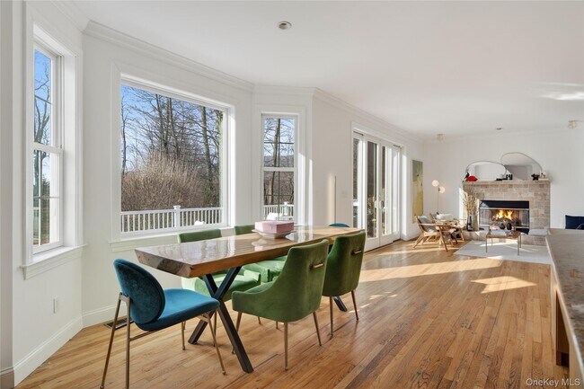 Building Photo - 231 Lake Rd