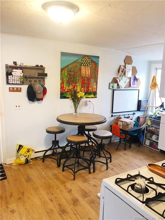 Building Photo - 93 French St