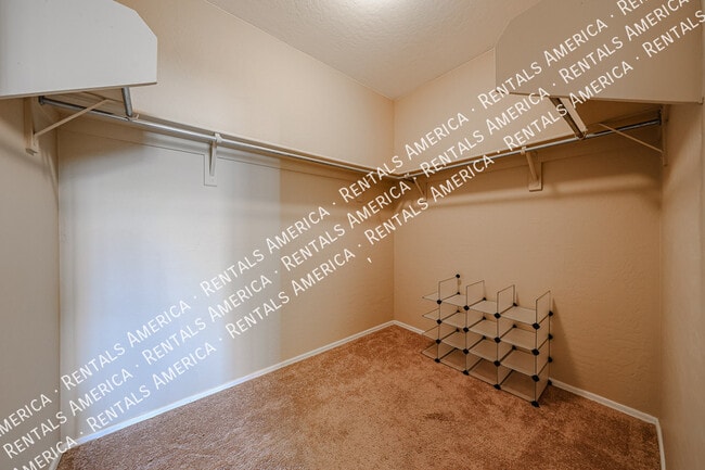 Building Photo - 14977 W Charter Oak Rd