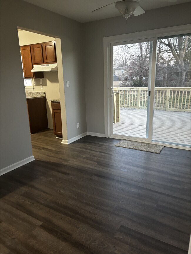 Building Photo - 4406 Rockwood Dr