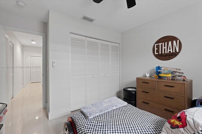 Building Photo - 7161 SW 55th Terrace W