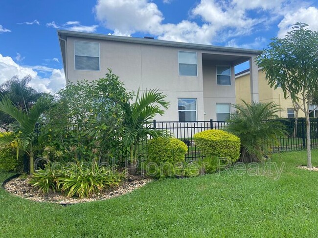 Building Photo - 8807 Cameron Crest Dr