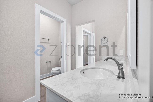 Building Photo - 8851 Oakland Rd