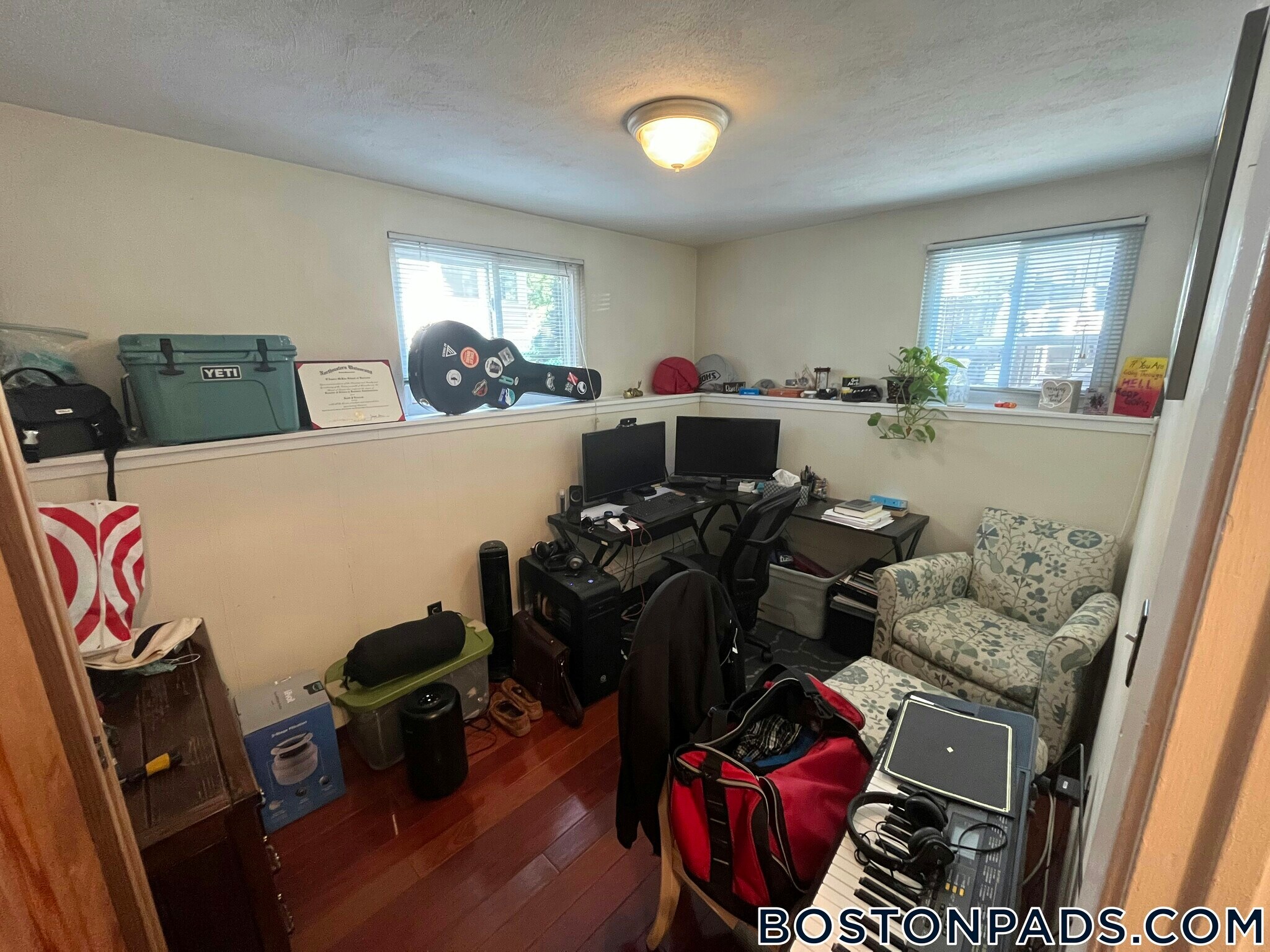 Building Photo - 108 Perkins St