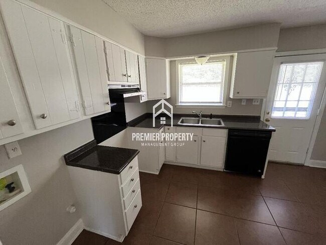 Building Photo - 4859 Haleville Rd