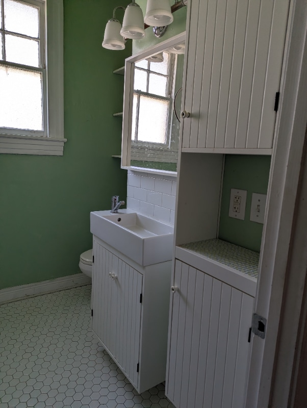 Building Photo - 2548 Myrtle St