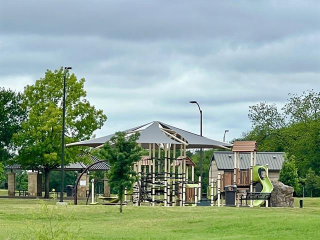 Building Photo - 2400 Jupiter Rd