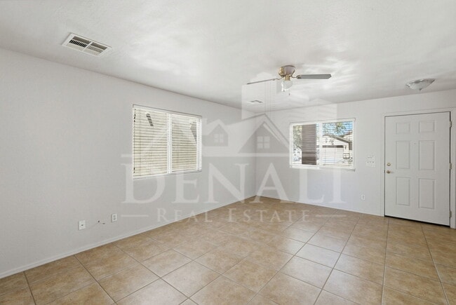 Building Photo - 21939 W Cocopah St
