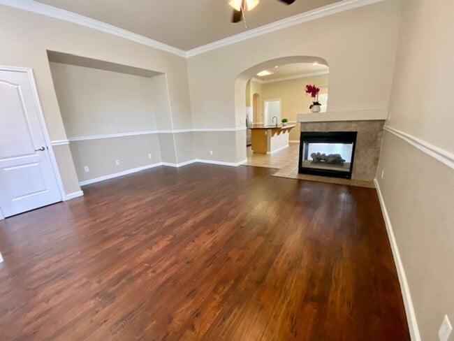 Building Photo - $2,295 Harlan Ranch, 3 Bedroom - N. Todd H...