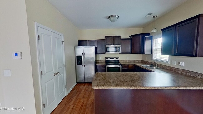 Building Photo - 601 Fosse Way