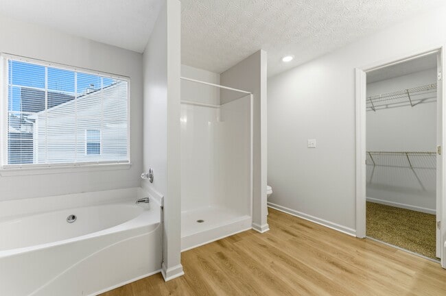 Building Photo - 4814 Bob White Run