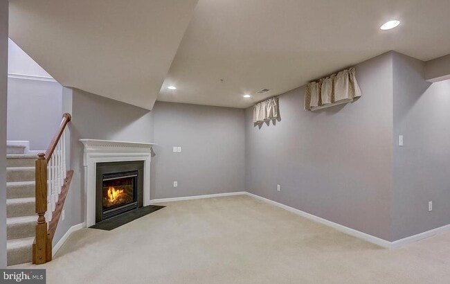 Building Photo - 1709 Hayle Dr
