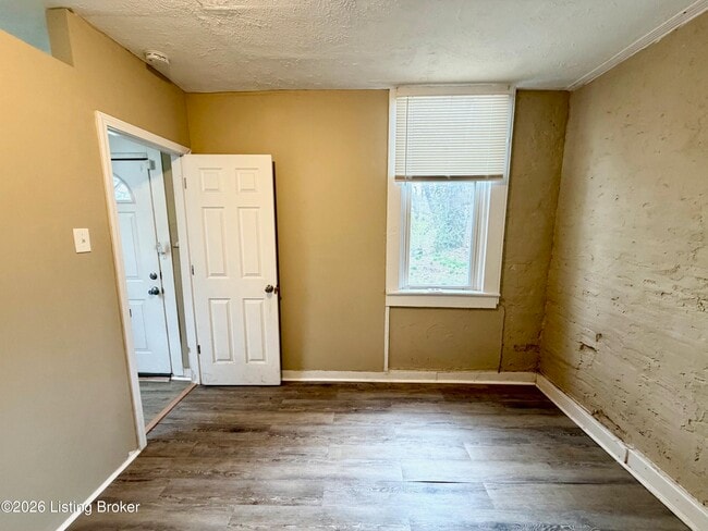 Building Photo - 2228 W Madison St