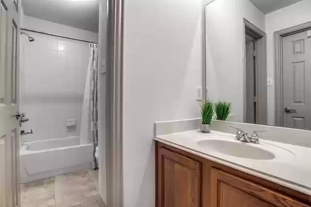 Building Photo - 4401 Cannock Dr