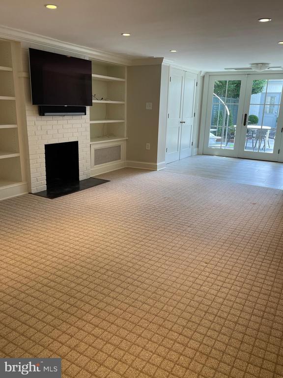 Building Photo - 2802 P St NW