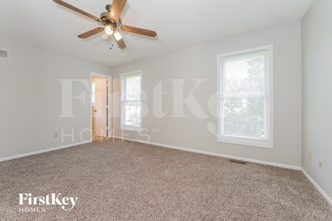 Building Photo - 18901 S Ash St