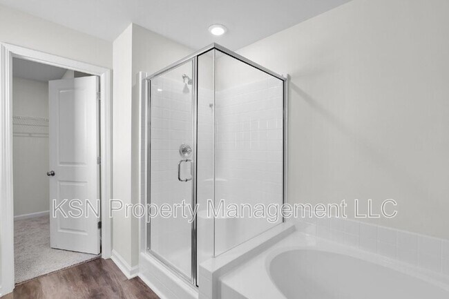 Building Photo - 126 Riverwood Rd