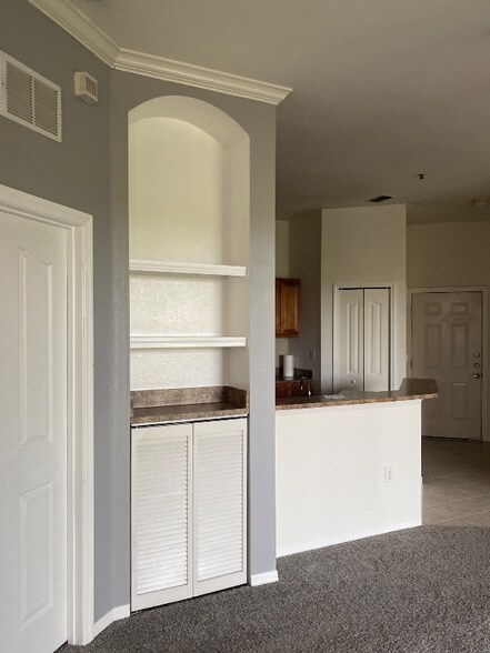 Building Photo - 8397-8338 38th St Cir E