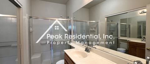 Building Photo - 1205 Albrighton Dr