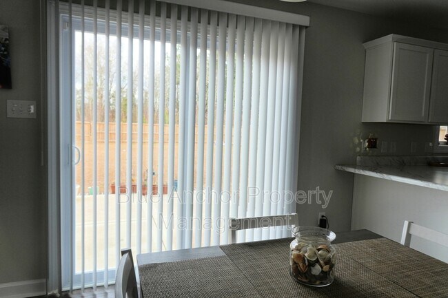 Building Photo - 206 Browns Ferry Rd