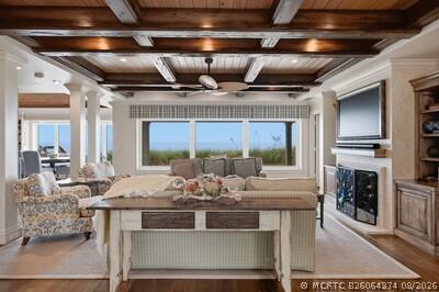 Building Photo - 965 Pebble Ln
