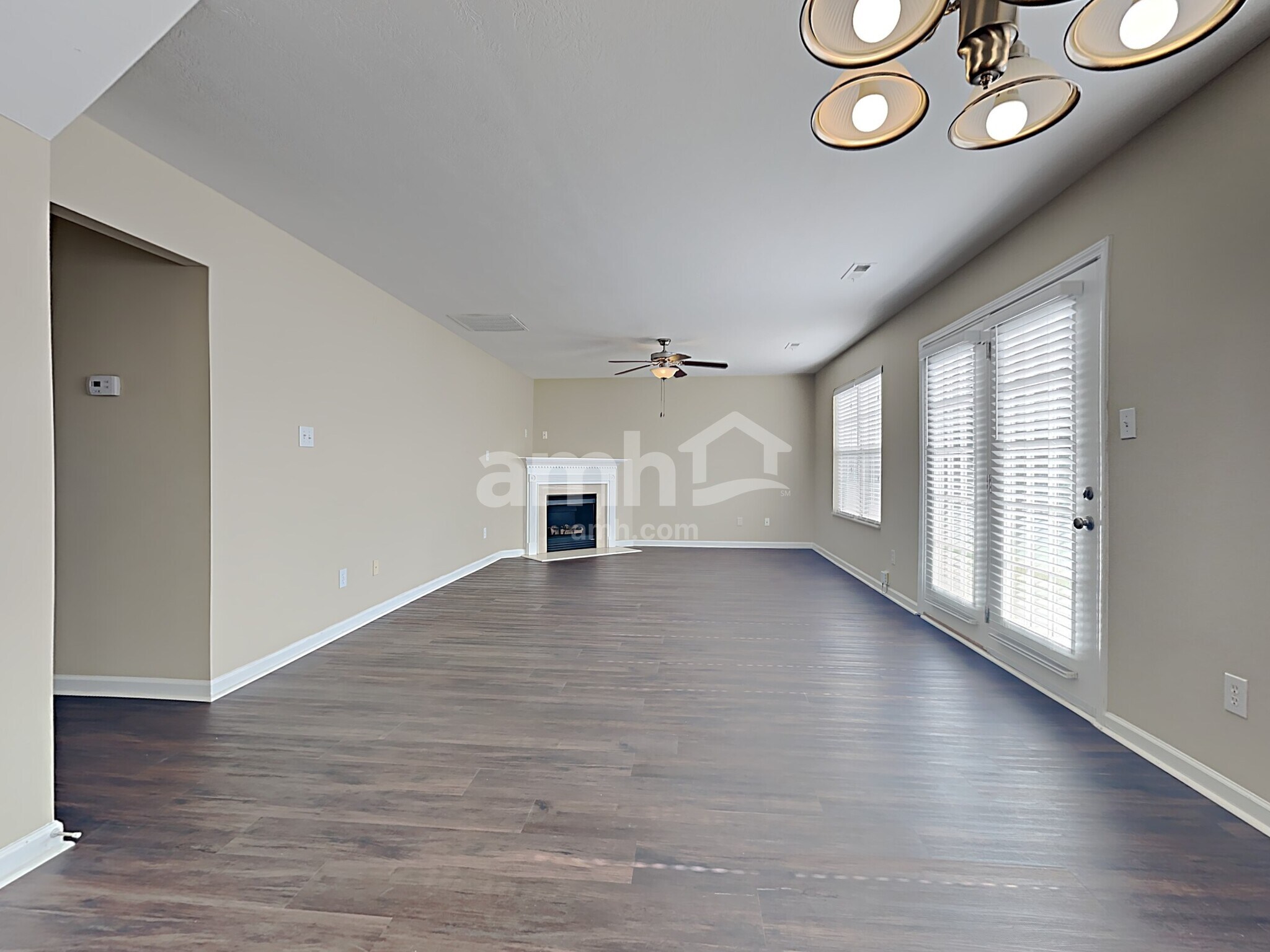 Building Photo - 4449 Oakbank Ln NW