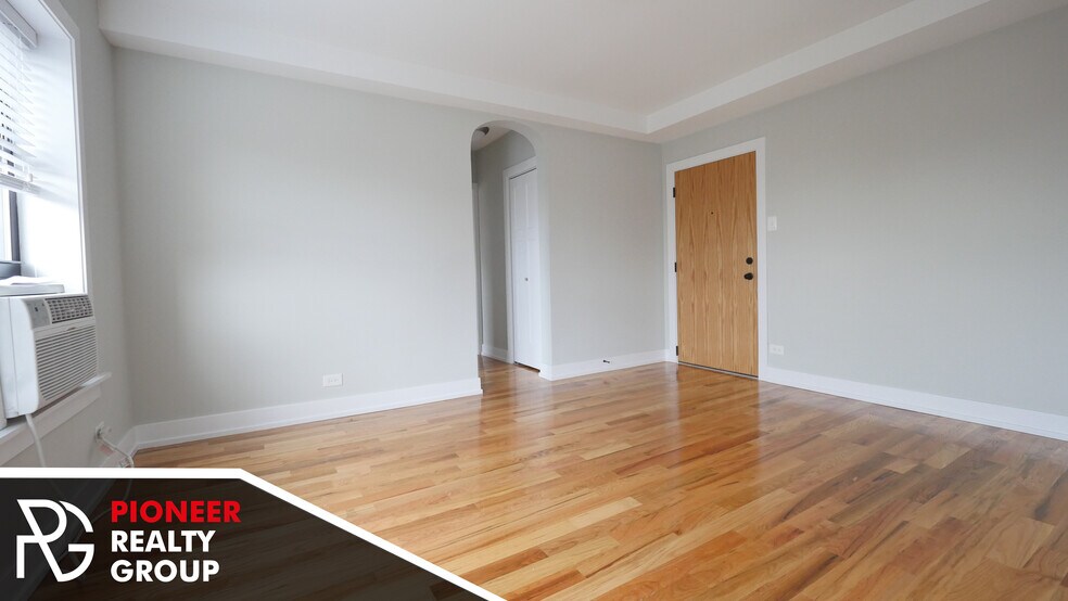 Building Photo - 506 W Arlington Pl