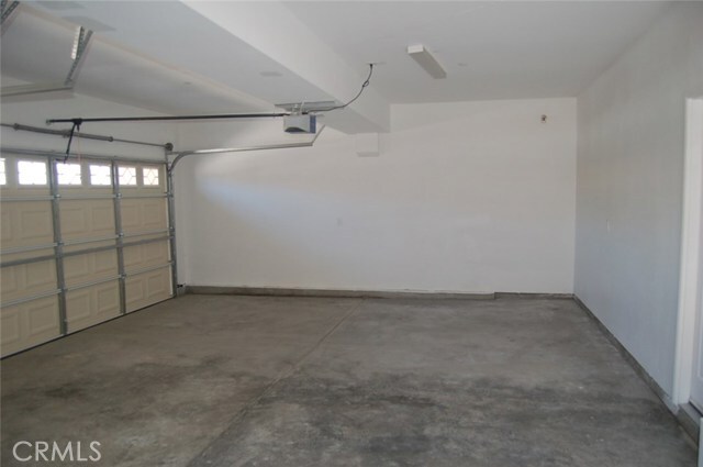 Building Photo - 17565 Owen St